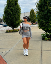 Load image into Gallery viewer, Cozy Chic